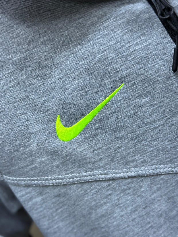 Nike Tech Gris X FC Barcelona