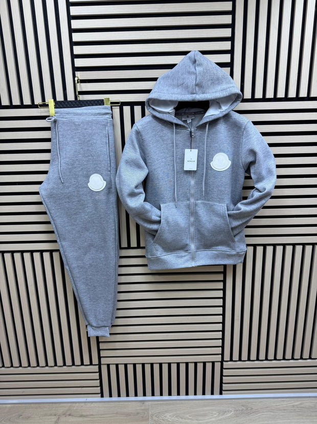 🏝️ Chandal Monclear Gris