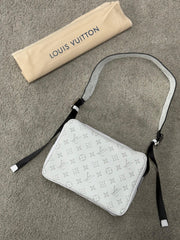 Bandolera LV Blanca