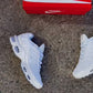Nike TN blancas “nike contorno negro”